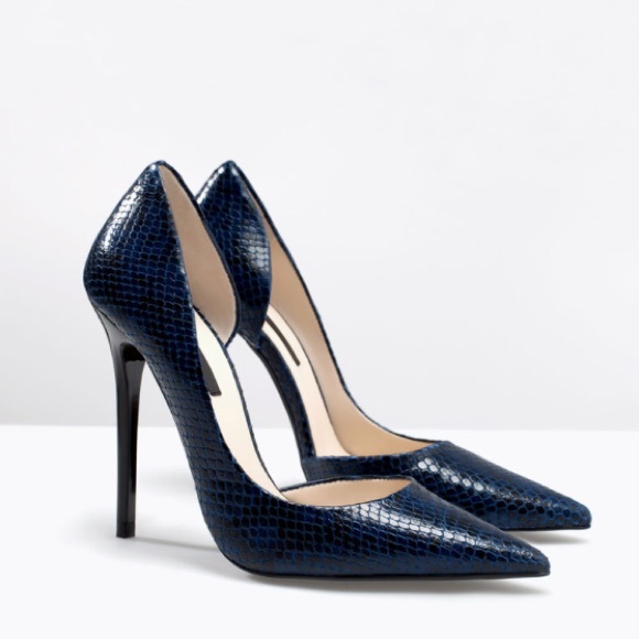 navy snakeskin pumps